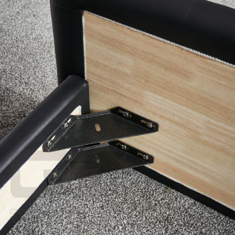 AGF005