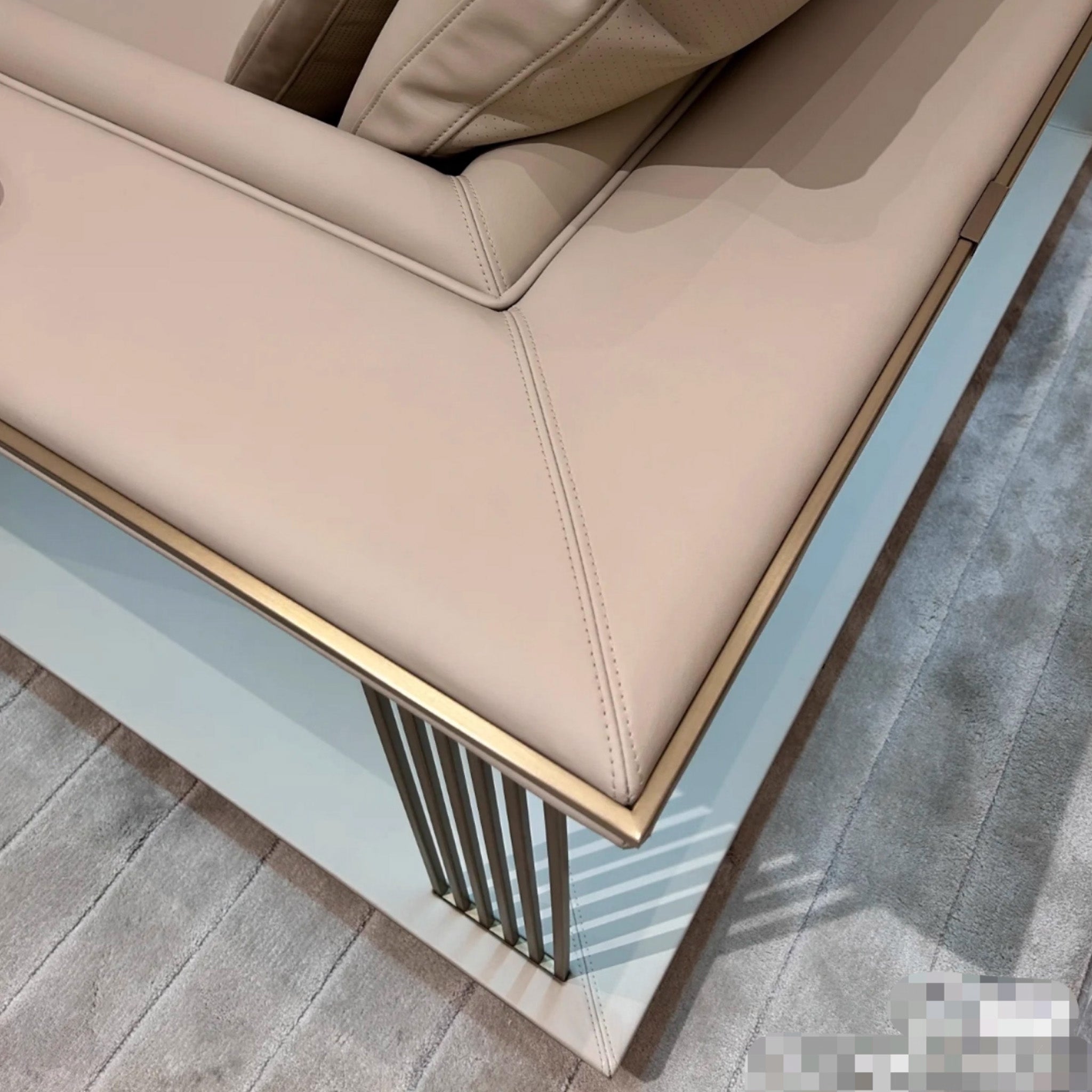Sofa -2